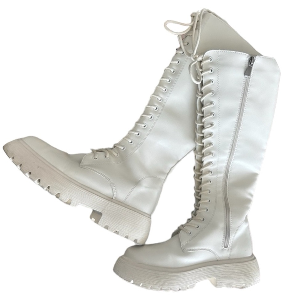 Shein boots size 5, 5.5 slipped cream used - Picture 2 of 12